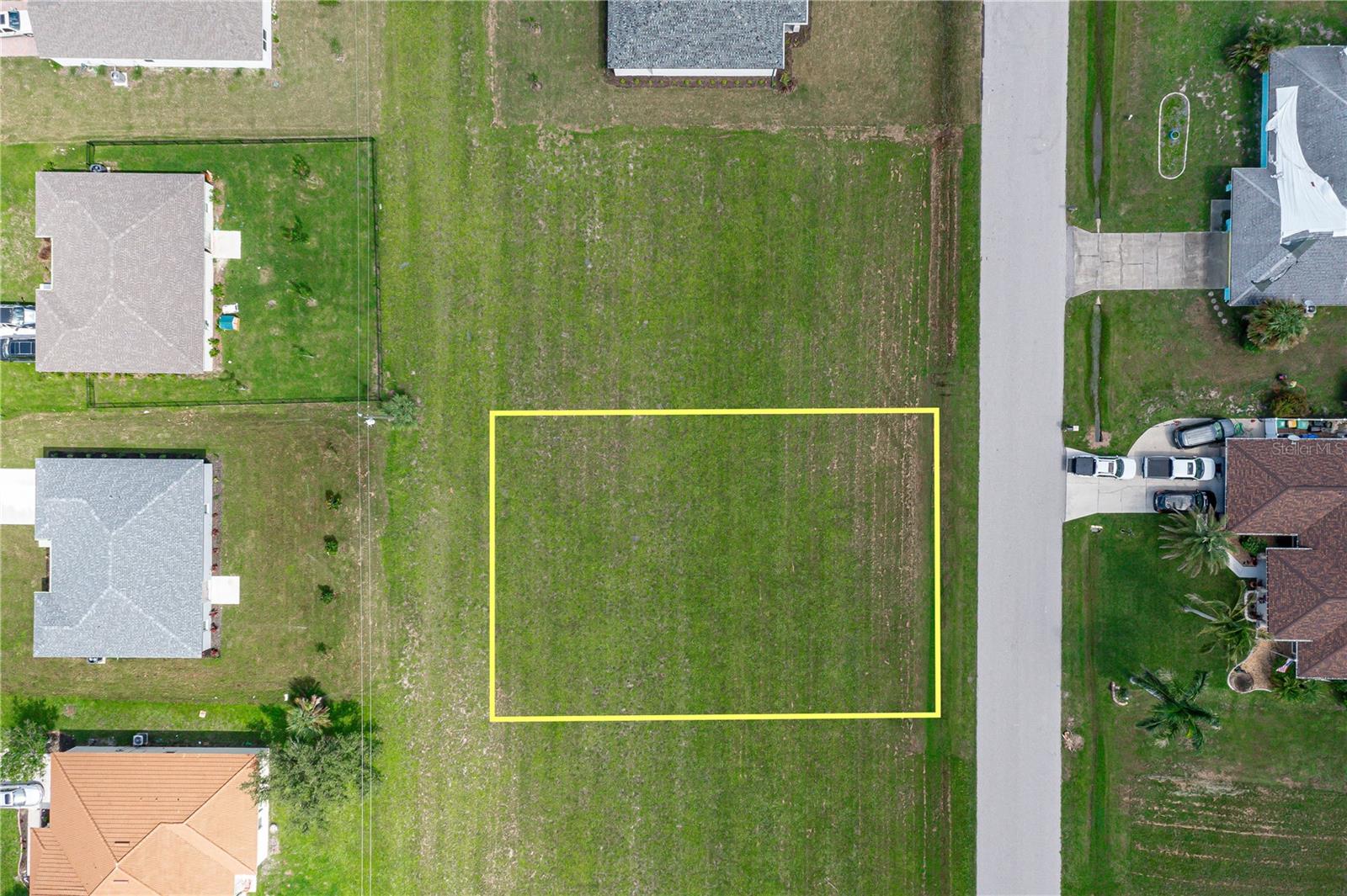 PUNTA GORDA ISLES SEC 16 - Land