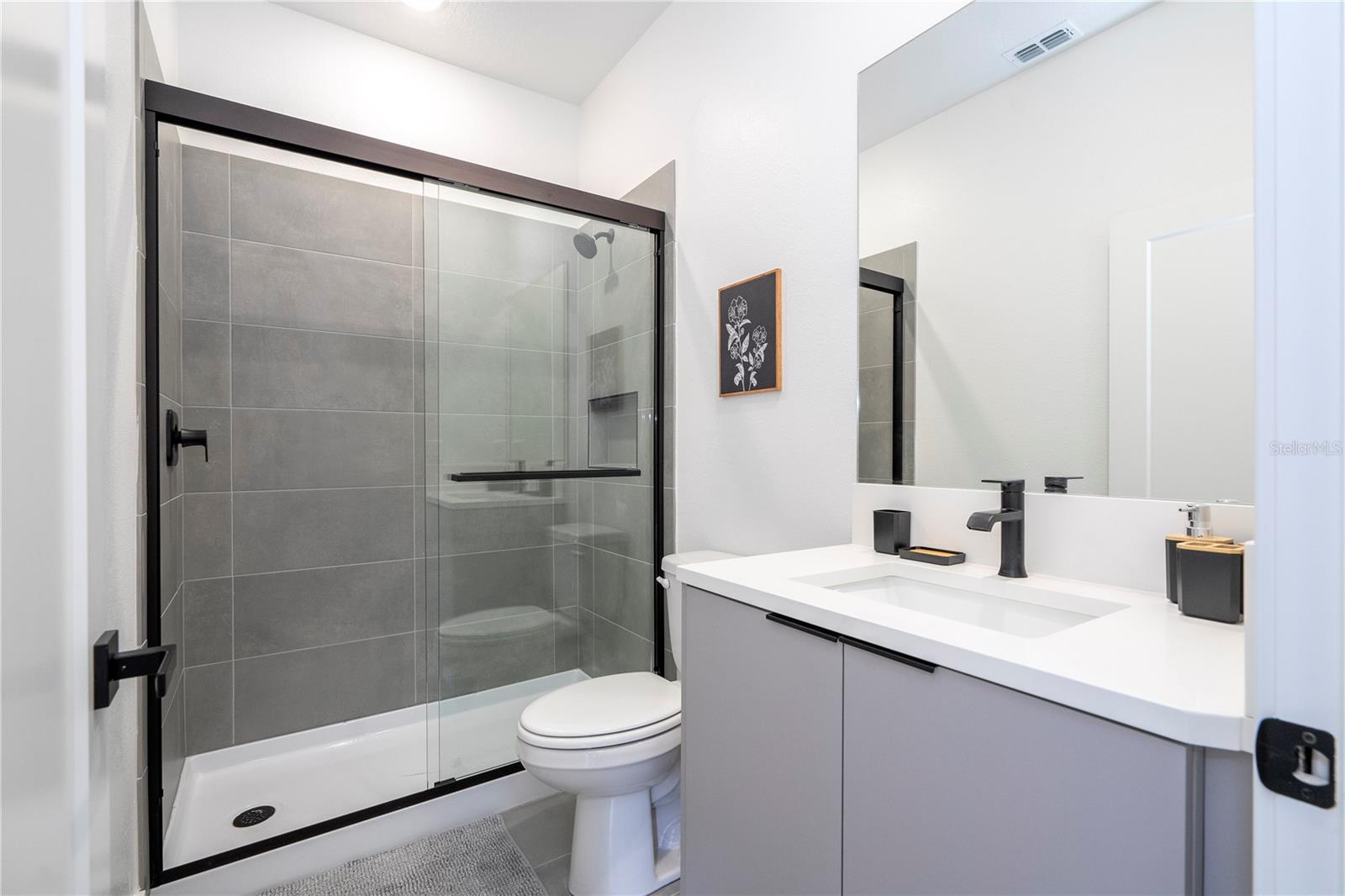 WESTSIDE CAY - Residential