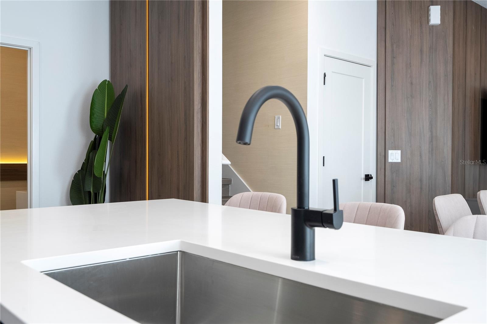 WESTSIDE CAY - Residential