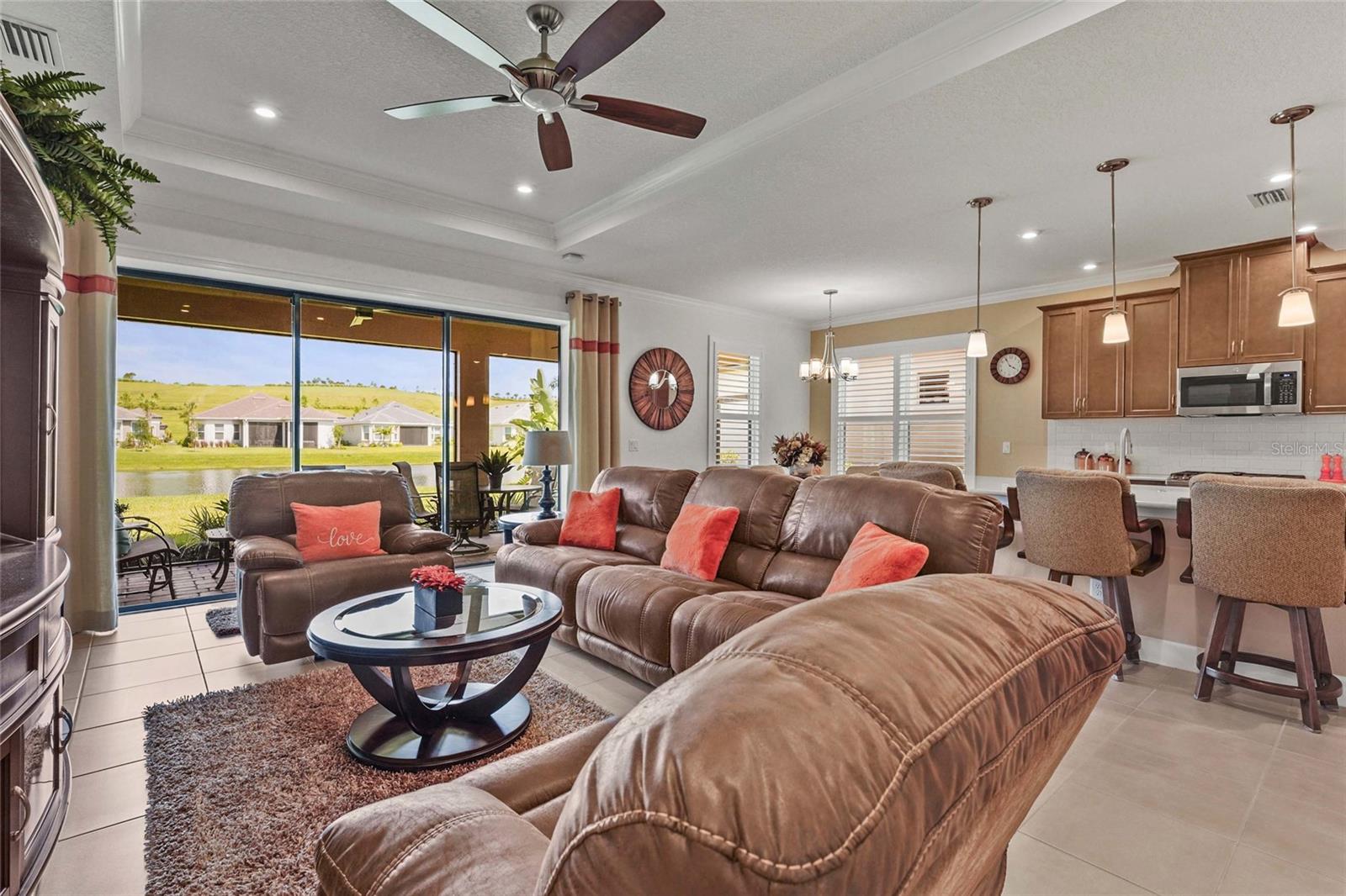 6253 MESA GLEN
