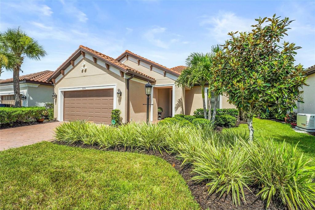 Bradenton Homes for Sale 700k to 800k 19 Photo of 6253 Mesa Glen, Bradenton, FL 34203 (MLS # A4661049)