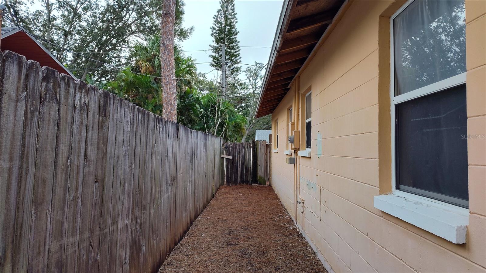 SHOREACRES CENTER - Residential