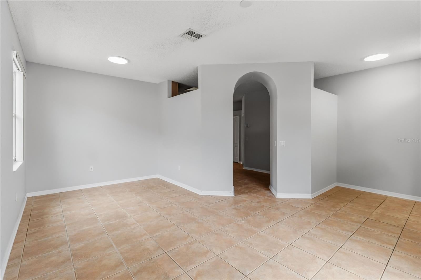 9917 SHADOW CREEK DRIVE