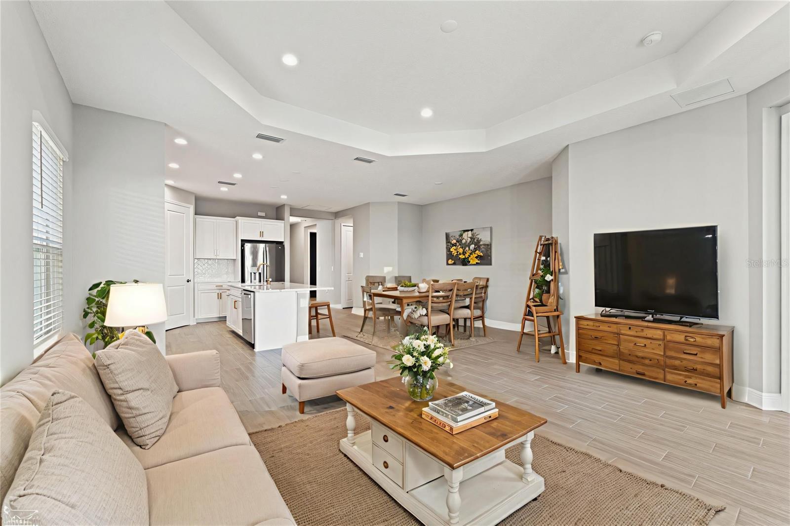 PALM GROVE AT LAKEWOOD RANCH - Residential