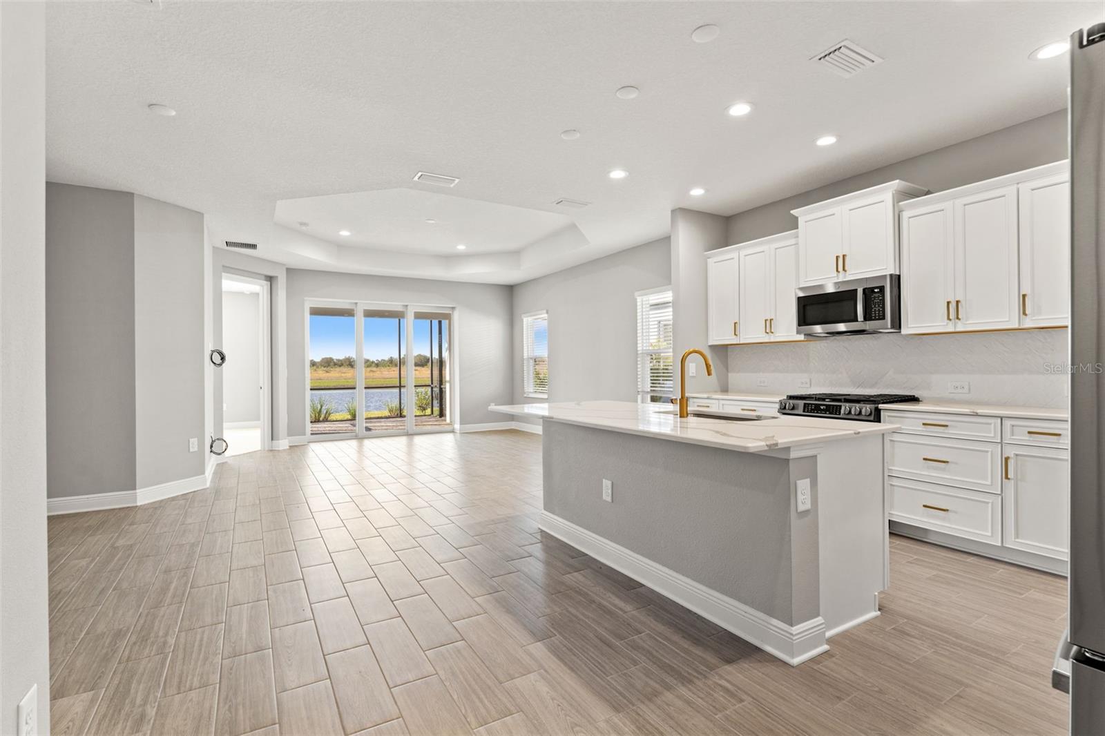 PALM GROVE AT LAKEWOOD RANCH - Residential