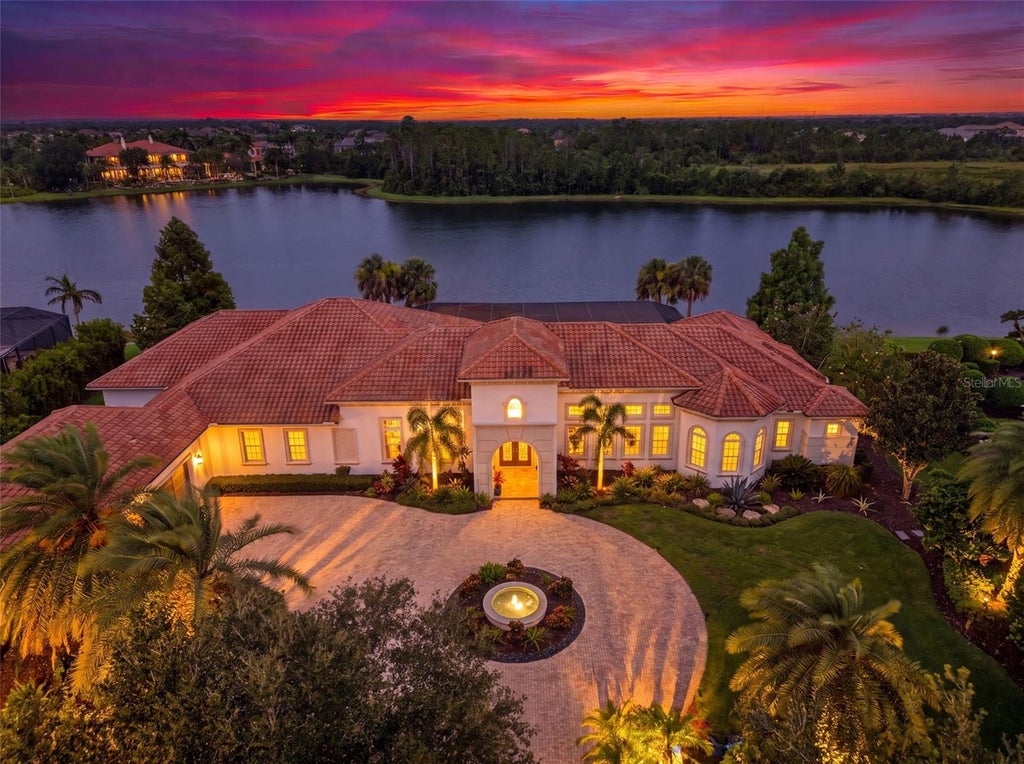 Photo of 19436 Newlane Place, Bradenton, FL 34202 (MLS # A4709895)