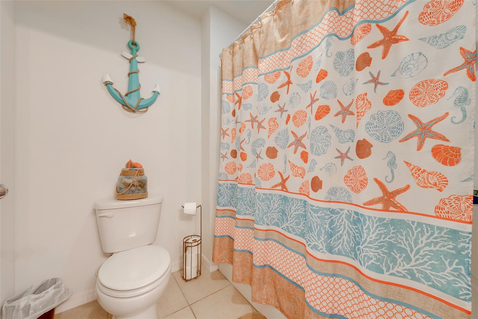 LAKESIDE LANDINGS PH 01 - Residential