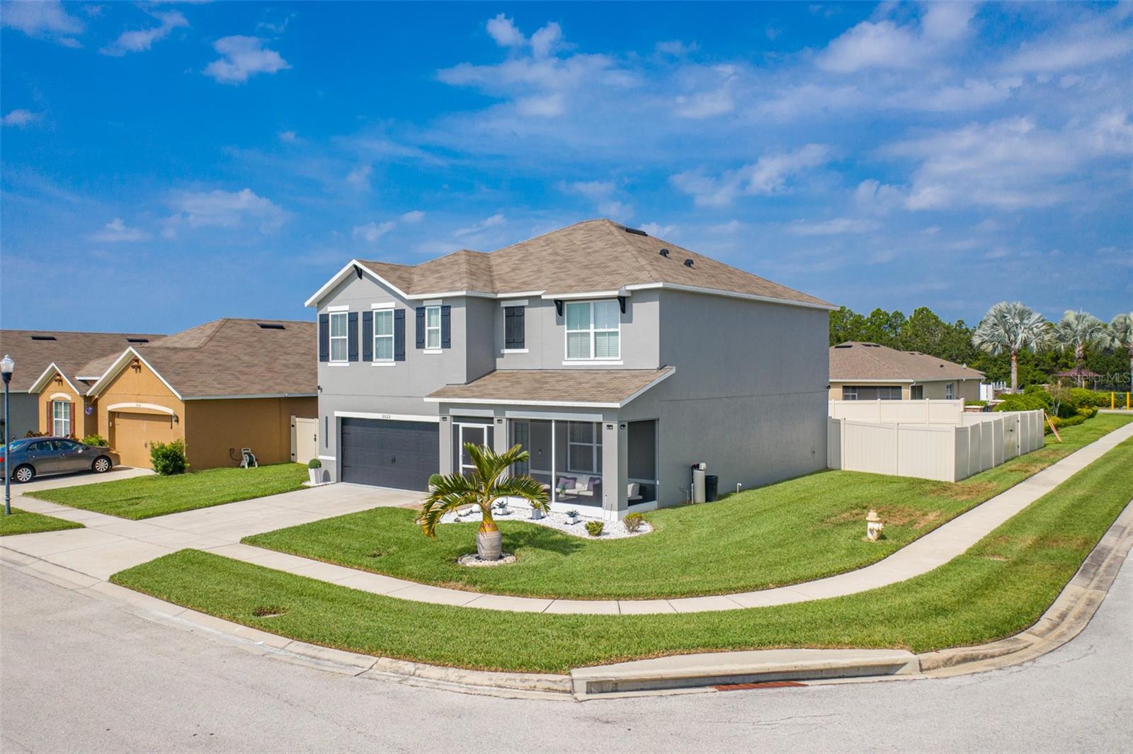 LAKESIDE LANDINGS PH 01 - Residential