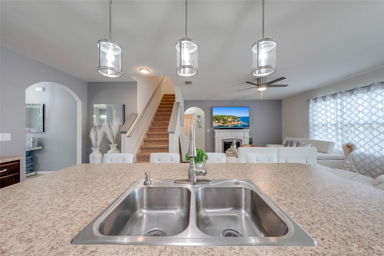 LAKESIDE LANDINGS PH 01 - Residential