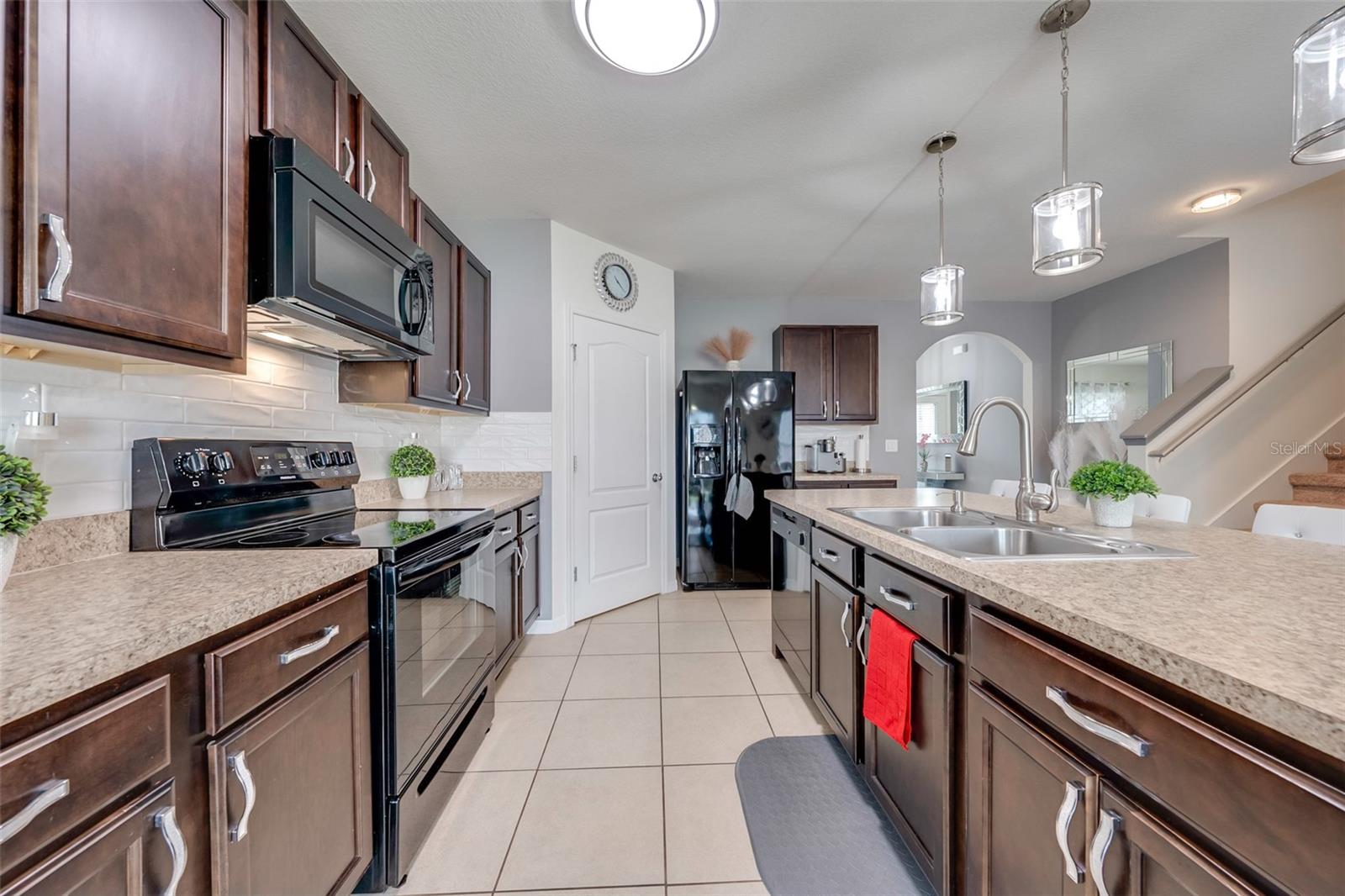 LAKESIDE LANDINGS PH 01 - Residential