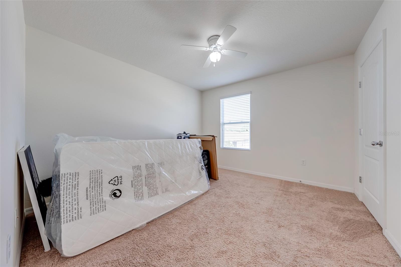 LAKESIDE LANDINGS PH 01 - Residential