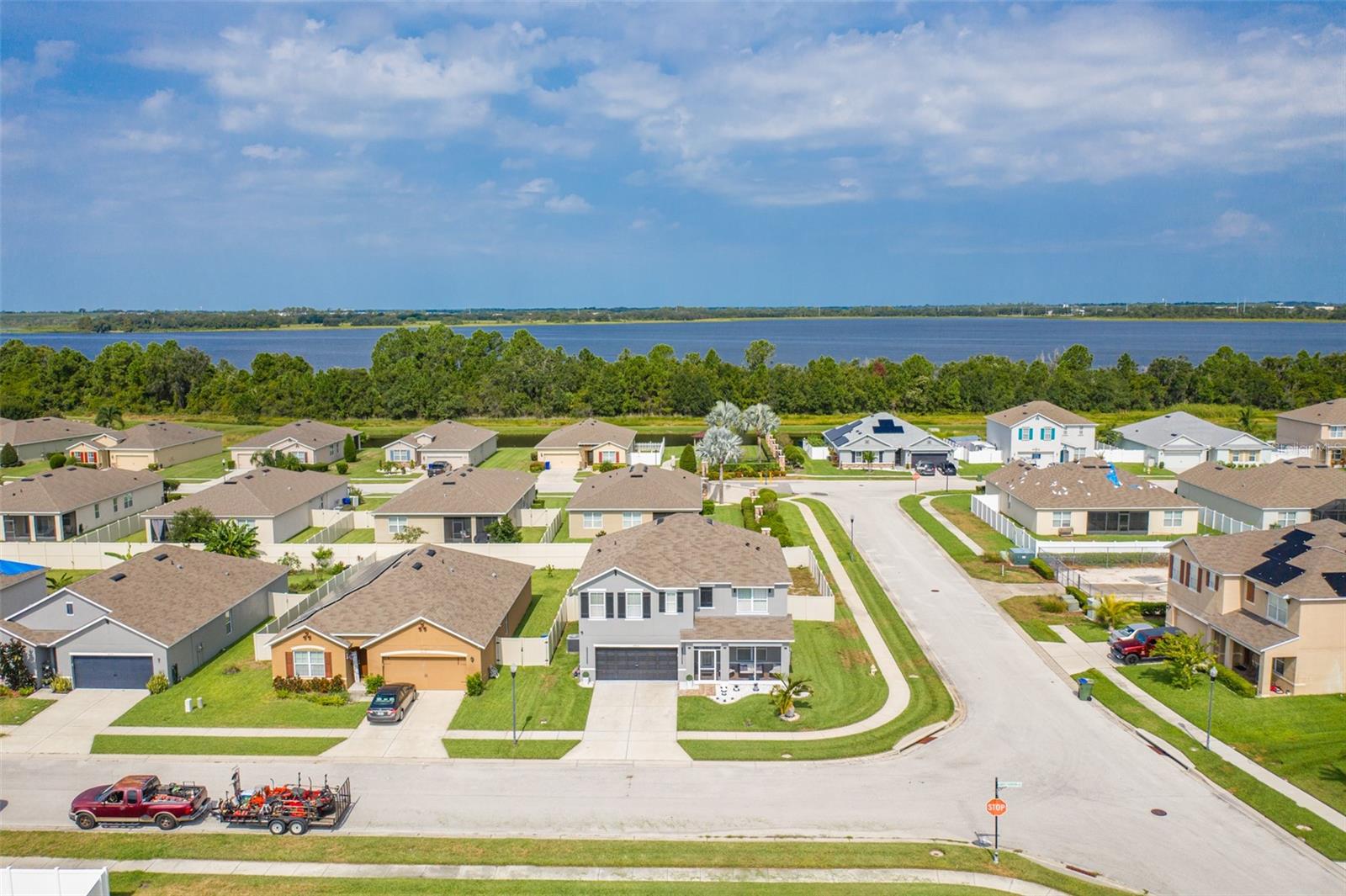 LAKESIDE LANDINGS PH 01 - Residential