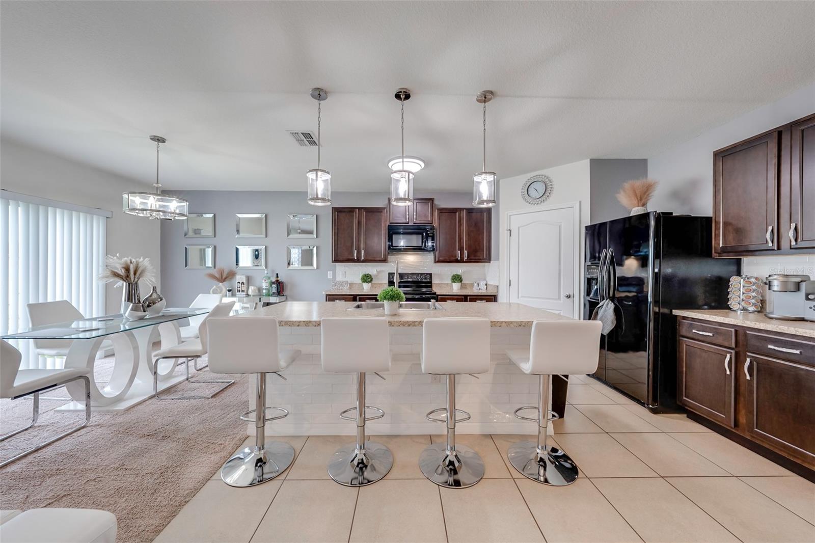 LAKESIDE LANDINGS PH 01 - Residential