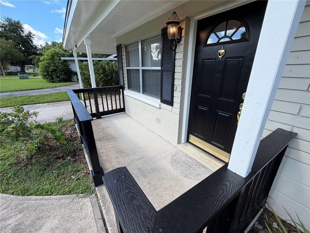 Photo of 4008 Montrose Court, Orlando, FL 32812 (MLS # O6438586)