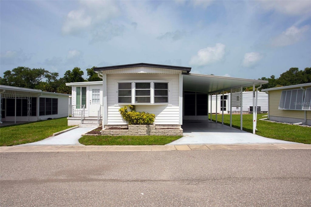 Photo of 5690 Forsythia Road, Venice, FL 34293 (MLS # TB8536300)