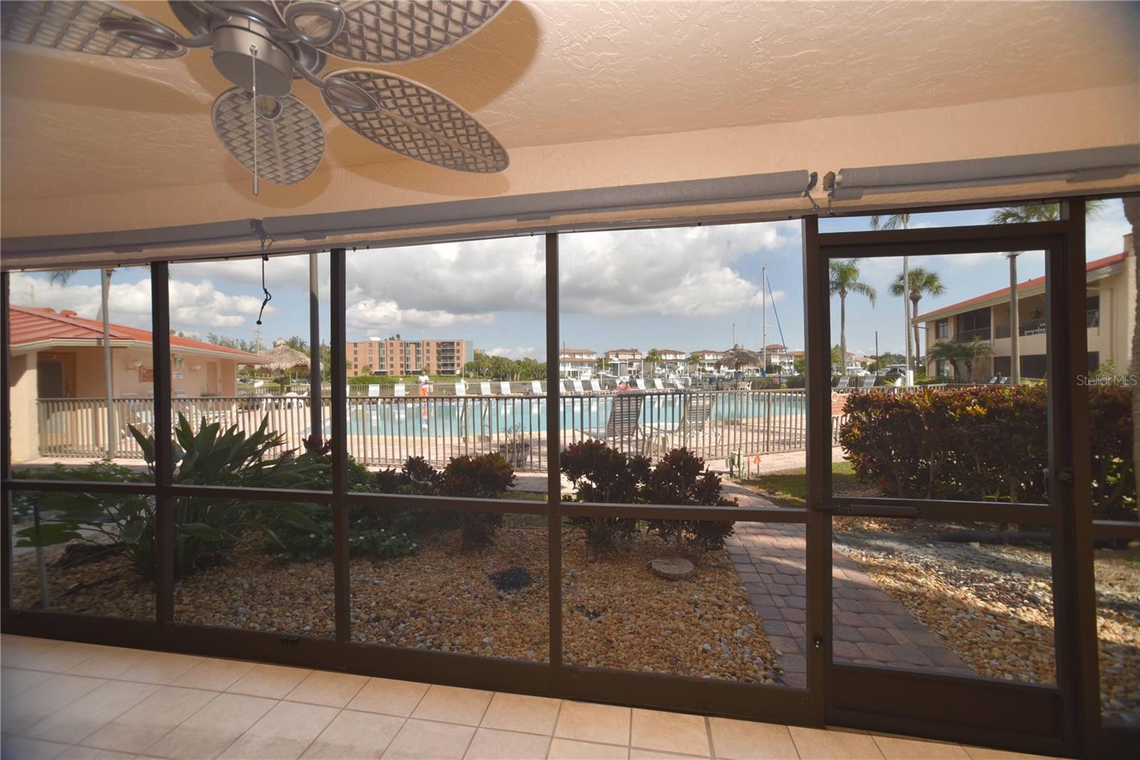 VILLAS ON POINT BRITTANY CONDO - Residential