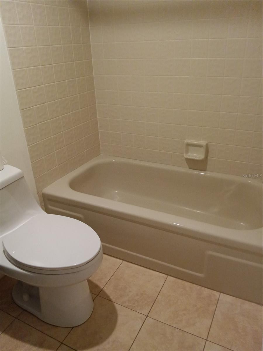 VILLAS ON POINT BRITTANY CONDO - Residential