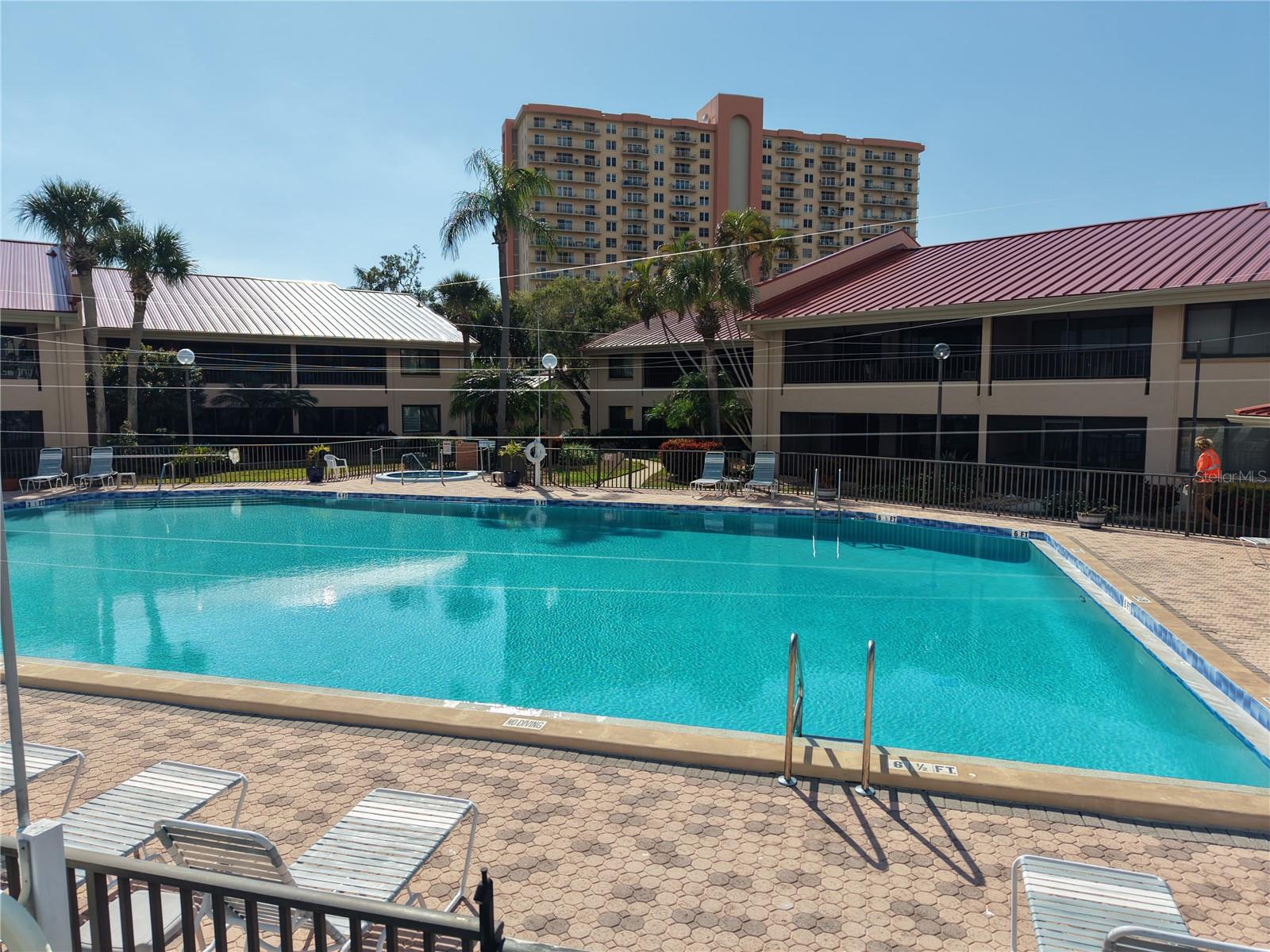 VILLAS ON POINT BRITTANY CONDO - Residential