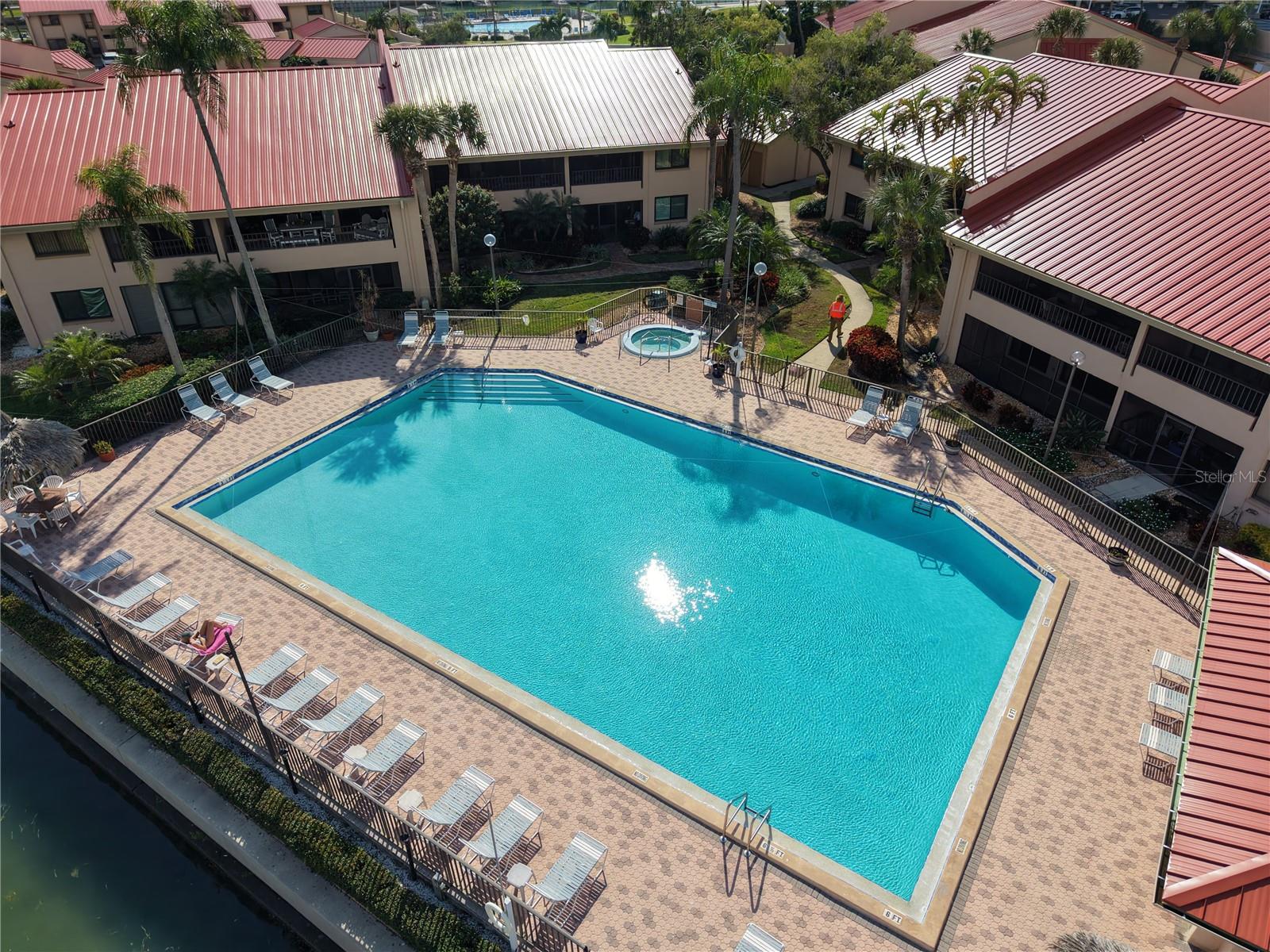 VILLAS ON POINT BRITTANY CONDO - Residential