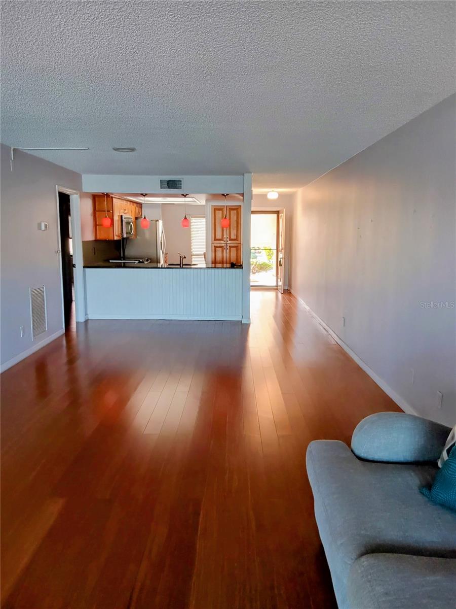 VILLAS ON POINT BRITTANY CONDO - Residential