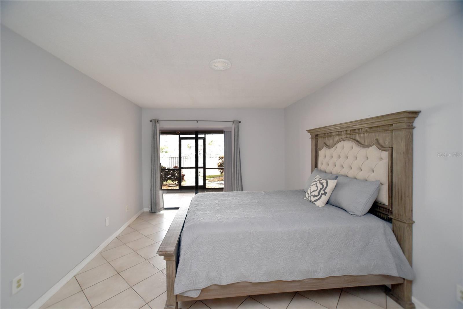 VILLAS ON POINT BRITTANY CONDO - Residential