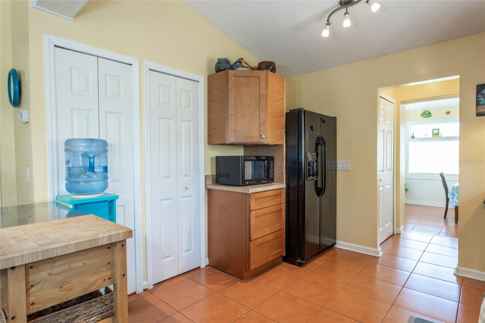 MARINELAND ACRES BLK 3 LT 3 - Residential