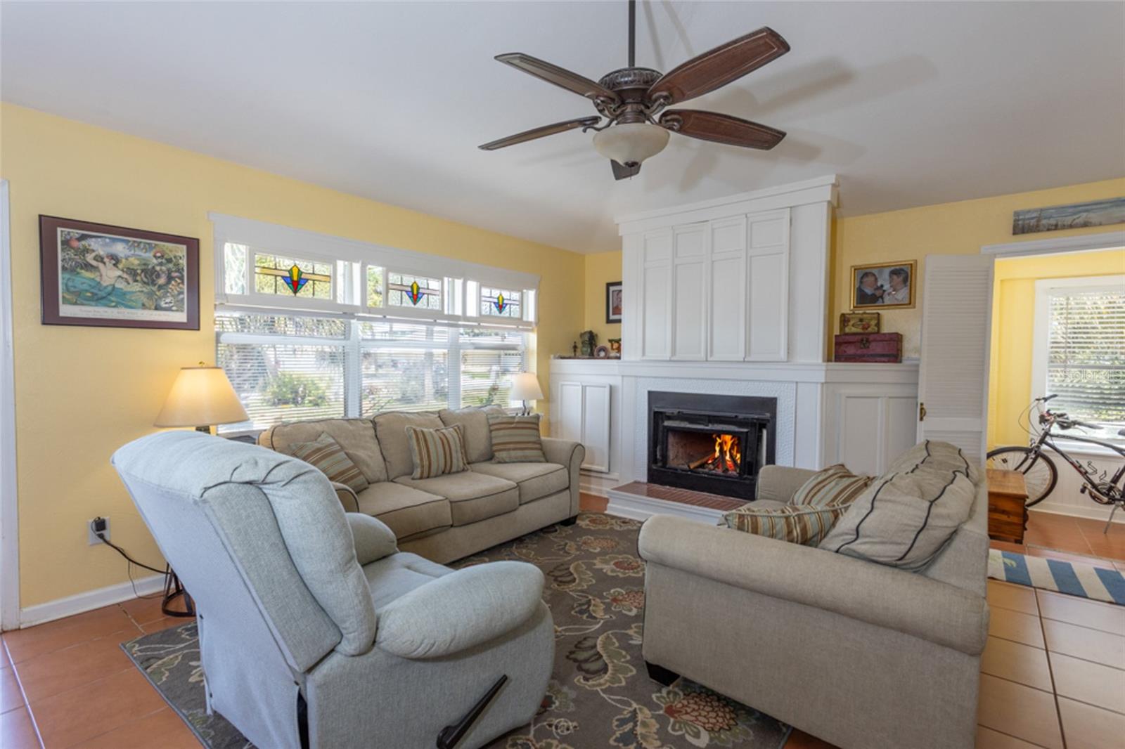 MARINELAND ACRES BLK 3 LT 3 - Residential