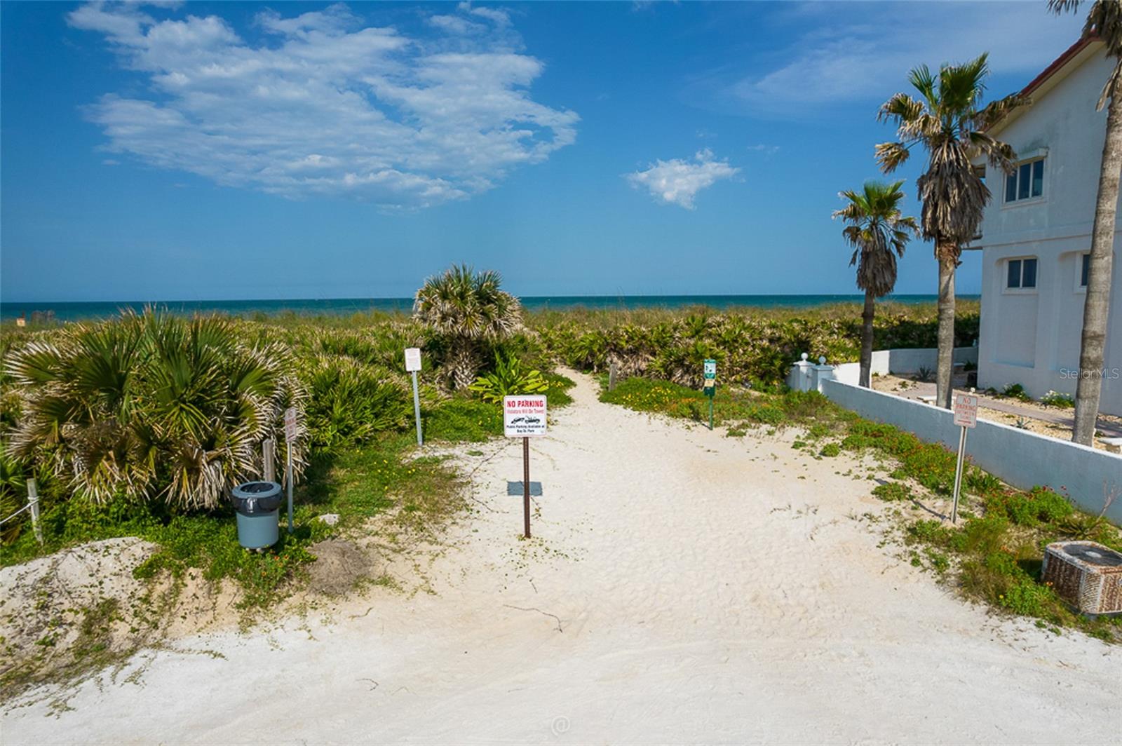 MARINELAND ACRES BLK 3 LT 3 - Residential