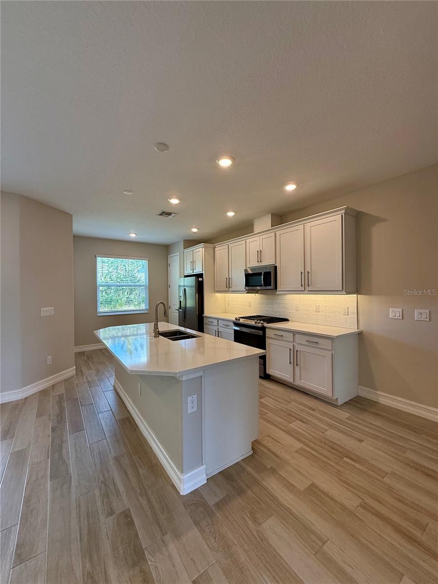 ESTANCIA SORTINO - Residential Lease