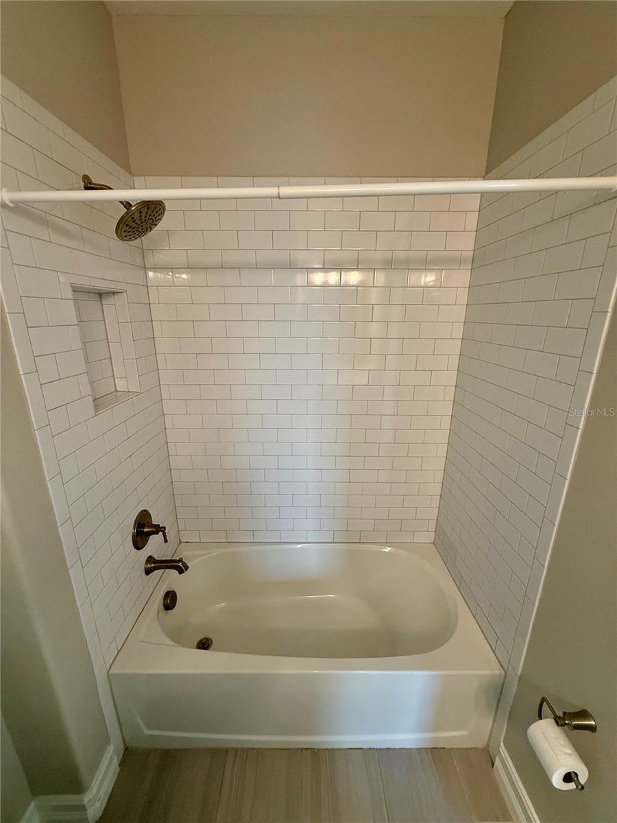 ESTANCIA SORTINO - Residential Lease