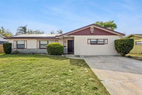 Photo of 3616 Londonderry Boulevard, Orlando, FL 32808 (MLS # O6390904)