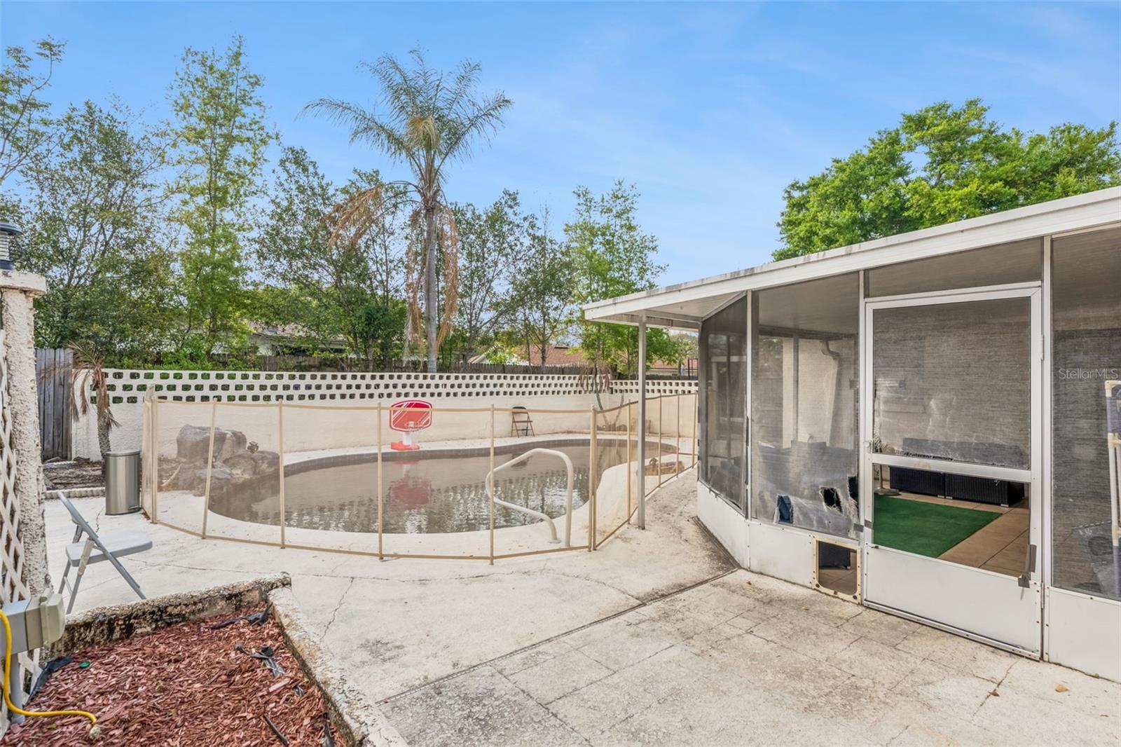 3616 LONDONDERRY BOULEVARD