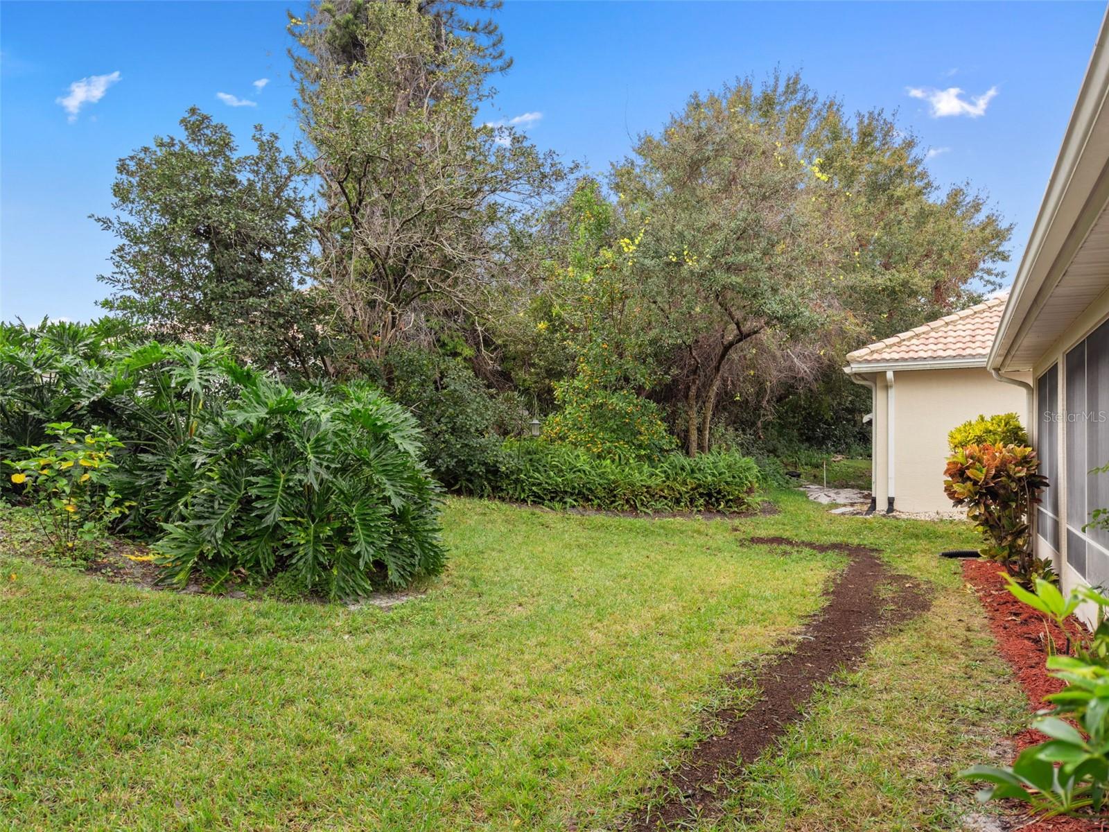DEBARY PLANTATION - Residential
