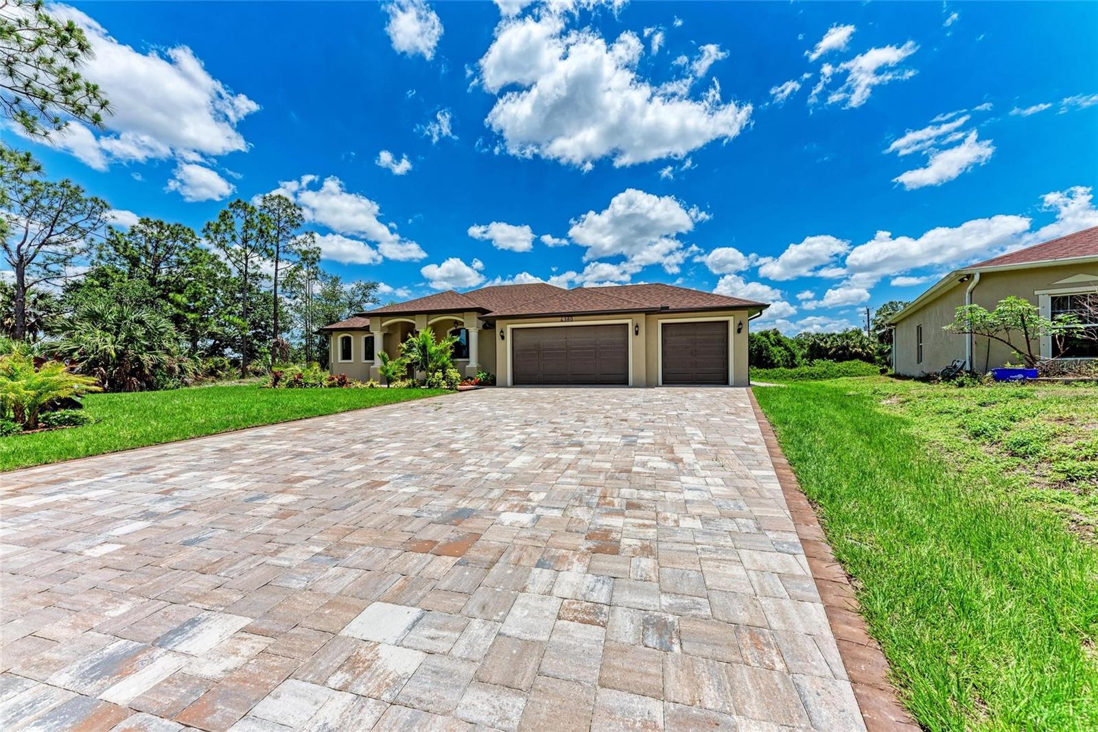 4380 MADDOCK CIRCLE