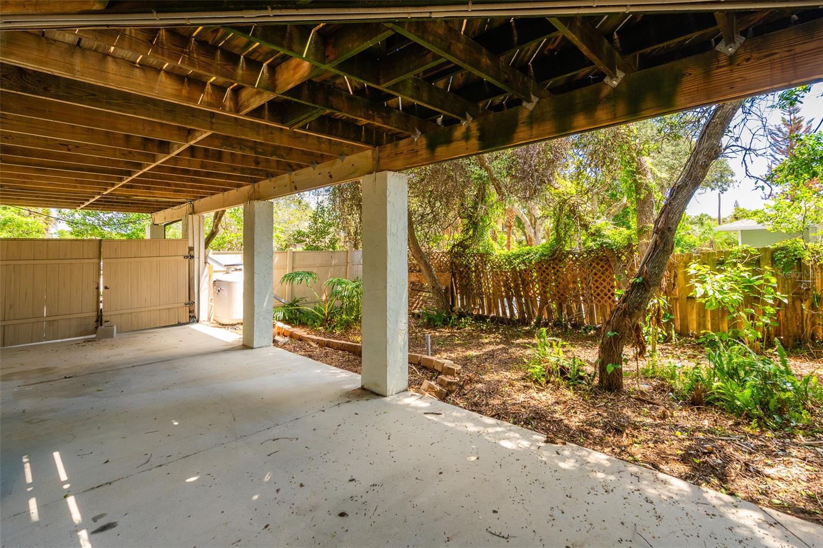 NORTH ORMOND BEACH - Residential