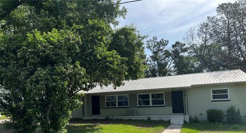 Photo of 1639 NE 16th Avenue #A/B, Ocala, FL 34470 (MLS # S5146748)