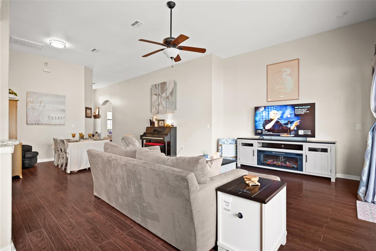 SUNCOAST LAKES - Residential