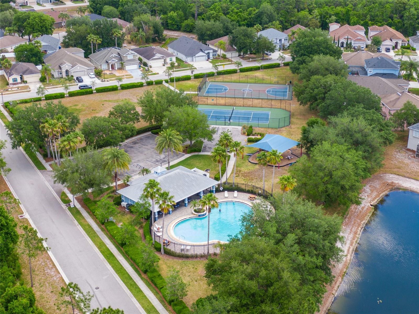 SUNCOAST LAKES - Residential