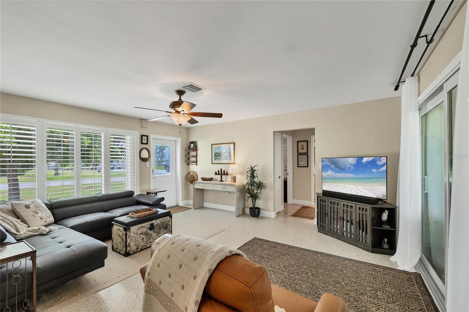 1944 PENNSYLVANIA AVENUE, ENGLEWOOD, FL, 34224 3 1944 PENNSYLVANIA AVENUE
