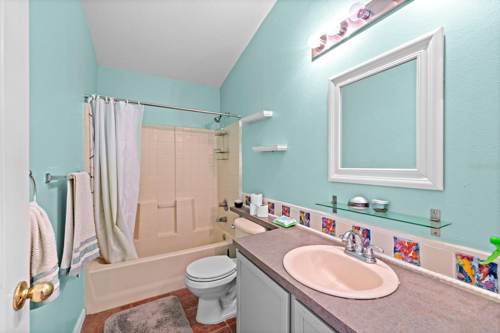 LAKE SHORE RANCH PH I - Residential