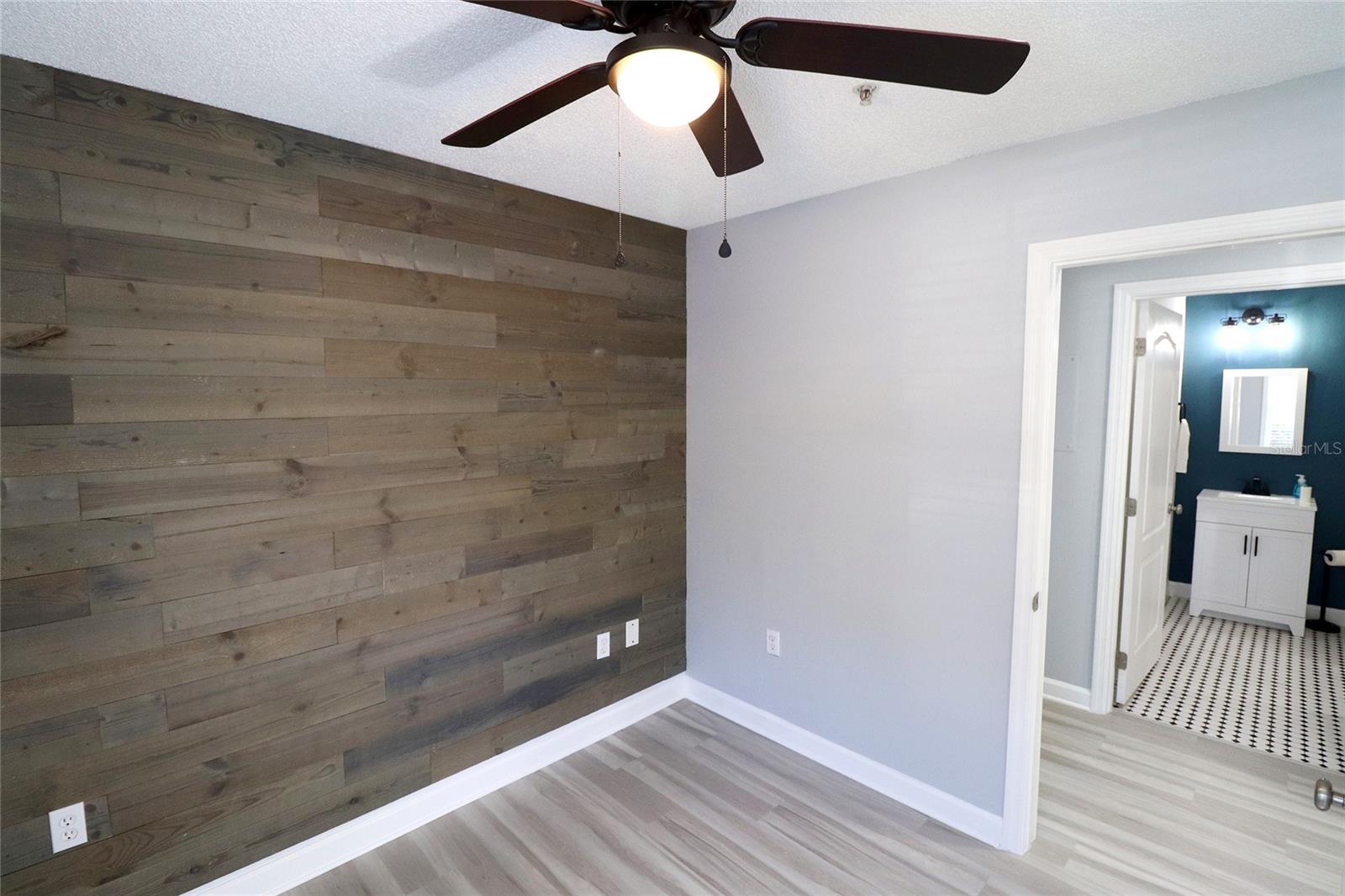 MIRIADA CONDO - Residential Lease