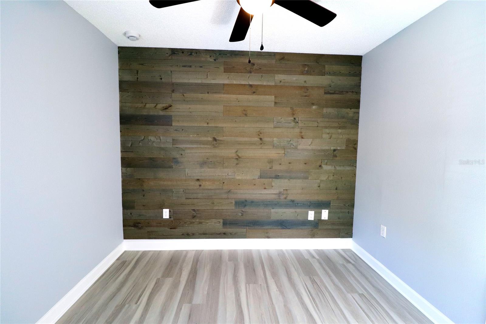 MIRIADA CONDO - Residential Lease