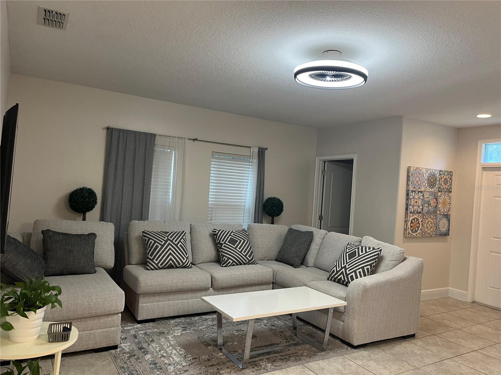 BALMORAL ESTATES - Residential Lease