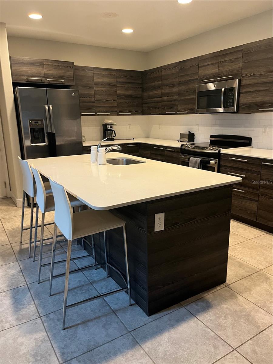BALMORAL ESTATES - Residential Lease