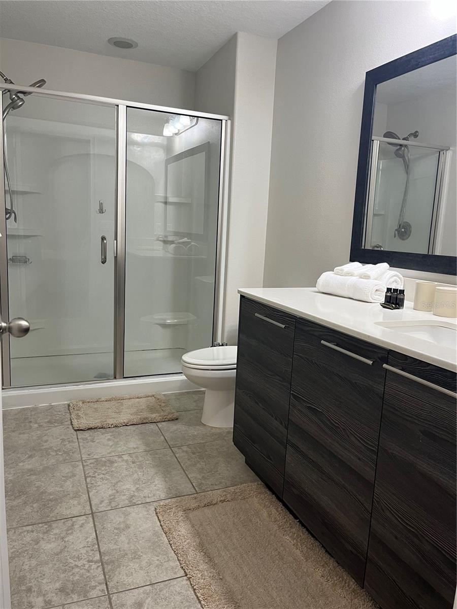 BALMORAL ESTATES - Residential Lease