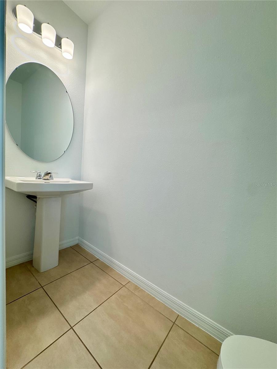 MARION CREEK ESTATES - Residential Lease