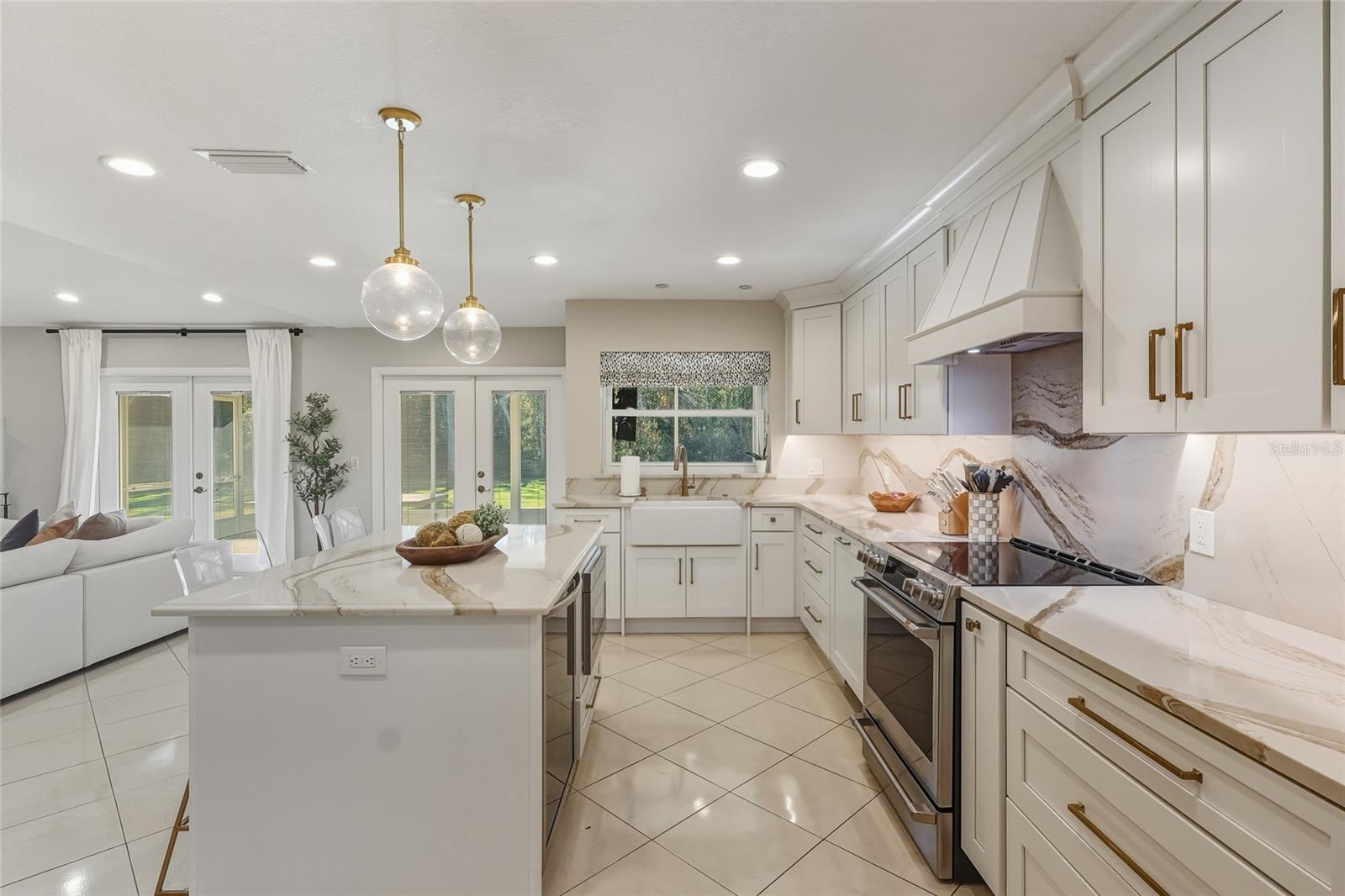 SADDLEBROOK - Residential