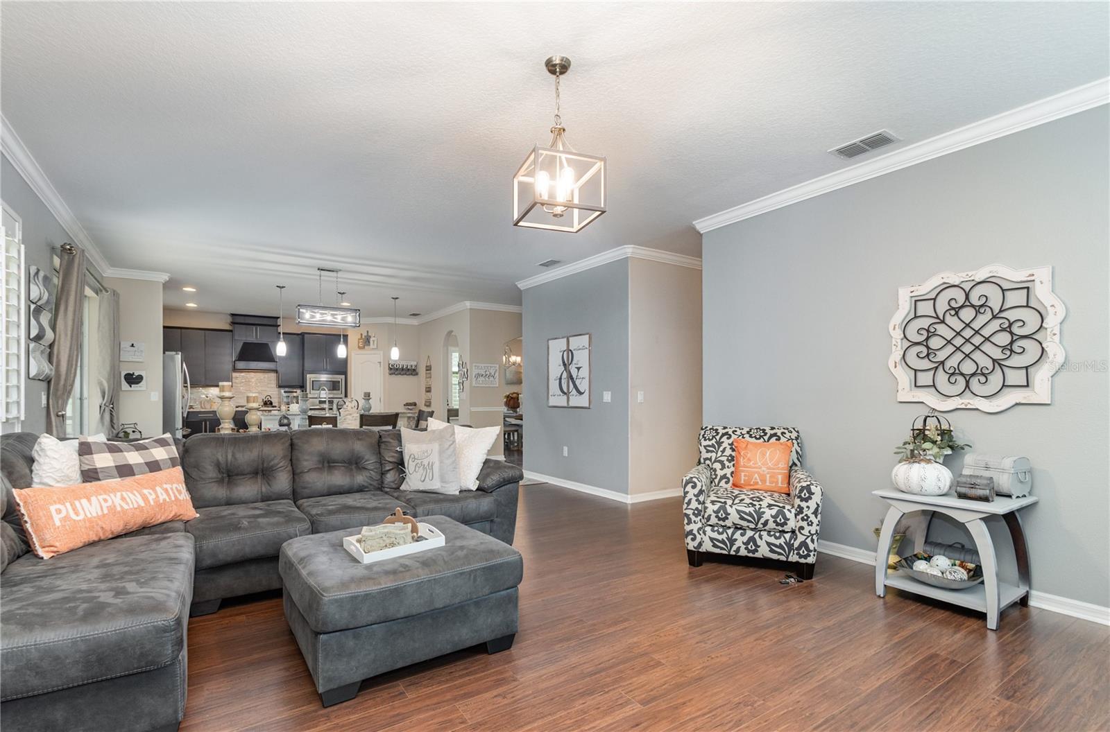 WELLINGTON WOODS - Residential