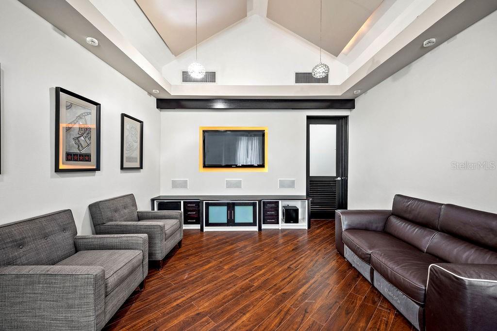 DORADO BEACH EAST - Residential