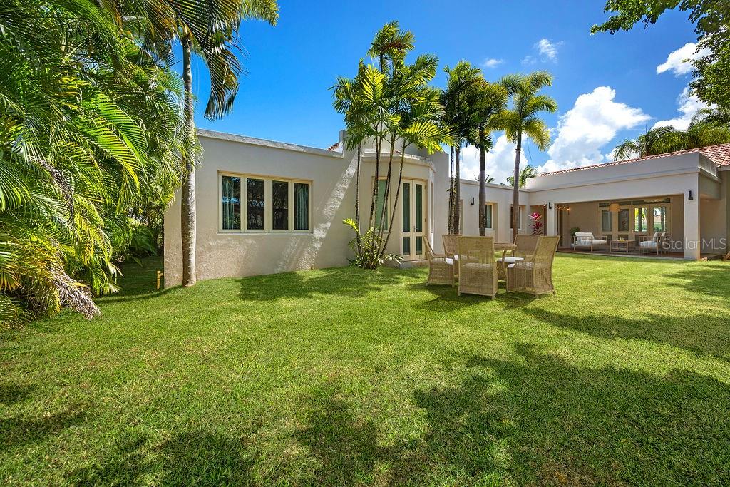 DORADO BEACH EAST - Residential